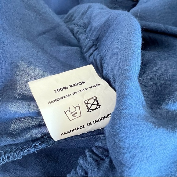 Faithfull The Brand Lace Up Long Sleeve Cropped Blouse - Picture 9 of 11